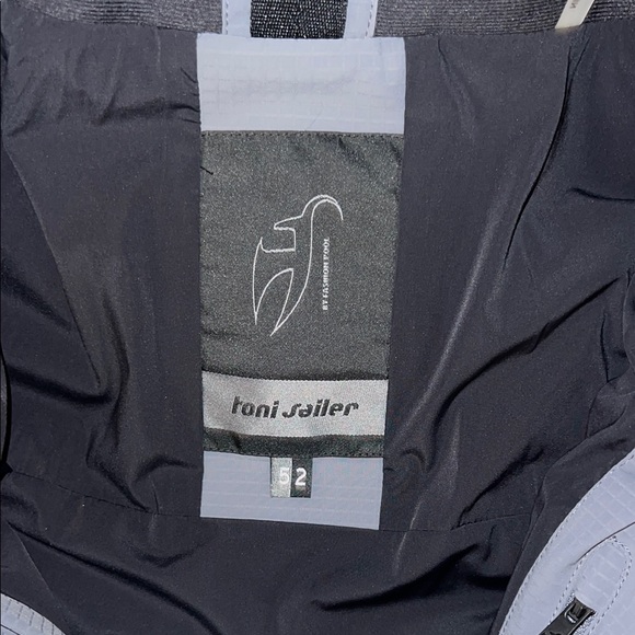 Men's Two-Tone Hooded Jacket - Picture 3 of 3